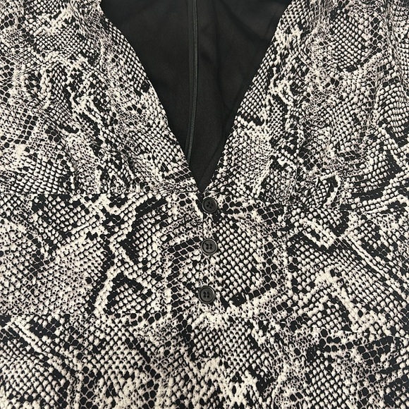 JUSTFAB deep V snake print dress - Picture 6 of 6